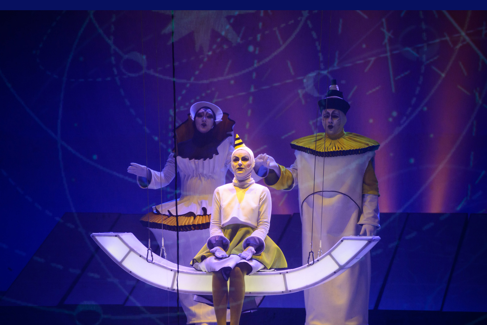 Dryzuota_opera_tituline