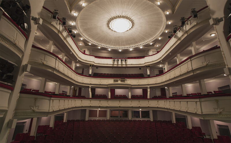 Teatro_sale_01